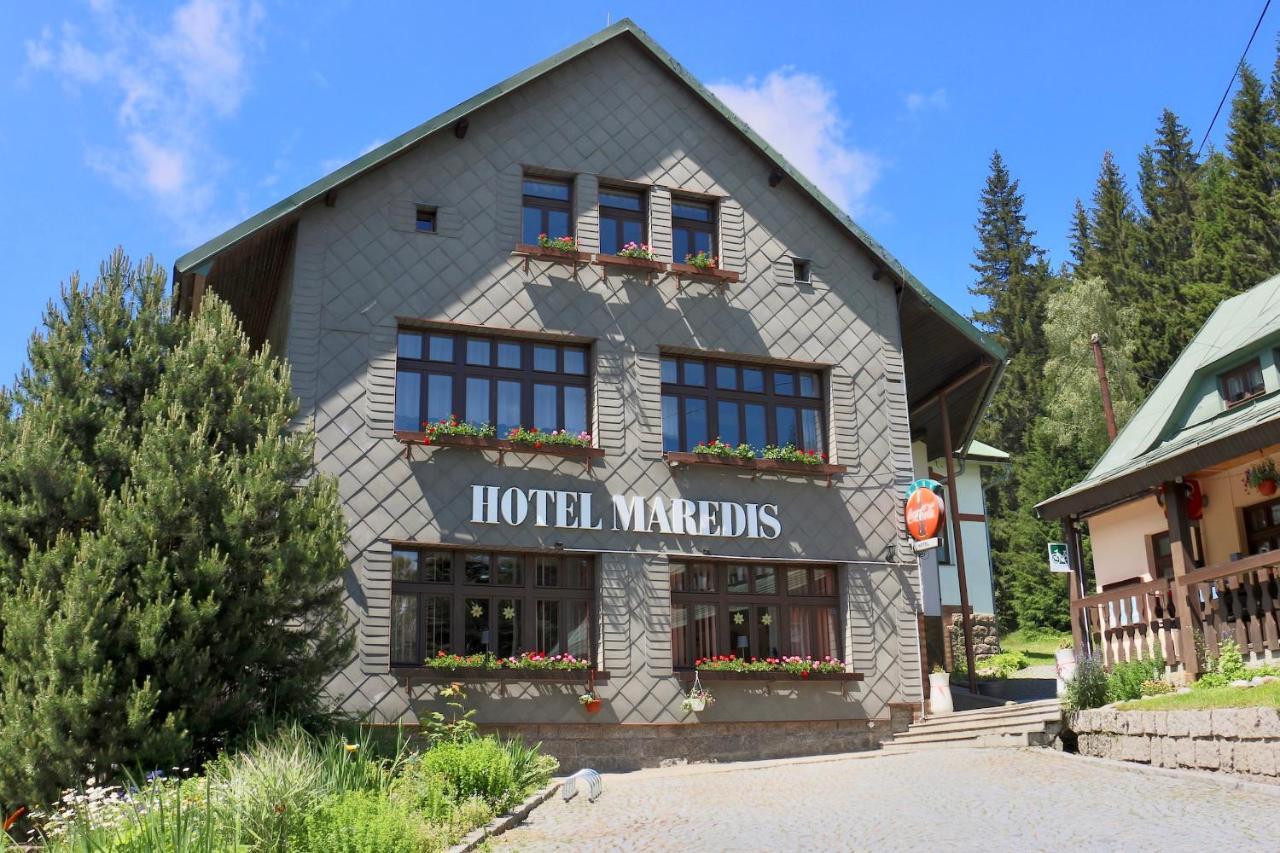 Hotel Maredis Kořenov Екстериор снимка