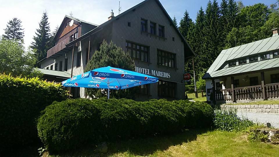 Hotel Maredis Kořenov Екстериор снимка