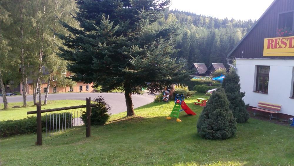 Hotel Maredis Kořenov Екстериор снимка
